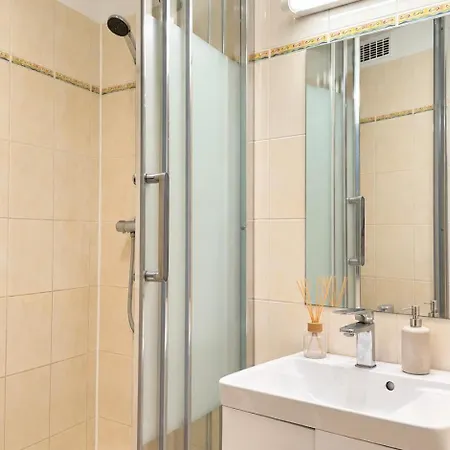 Apartment 15 Boutique 1br Near Eiffel Tower Paris